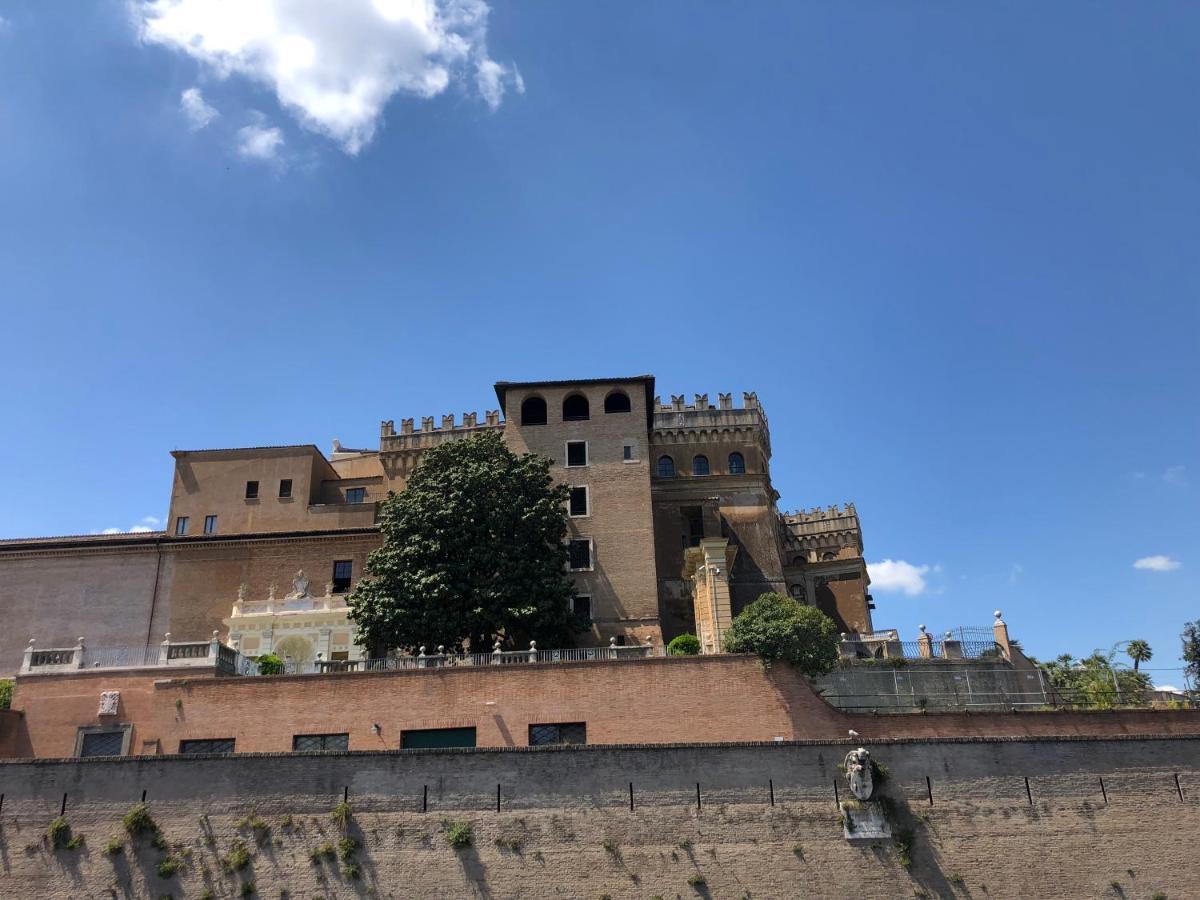 Manfredi House San Pietro Hotel Rome Exterior photo